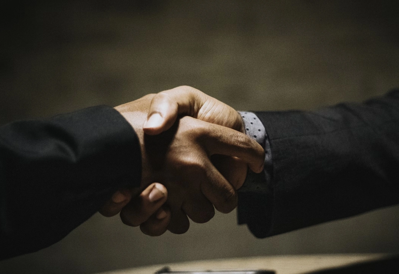 Купить автобус AVIOR в лизинг